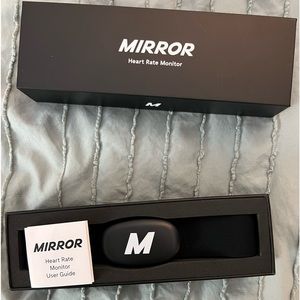 Mirror heart rate monitor